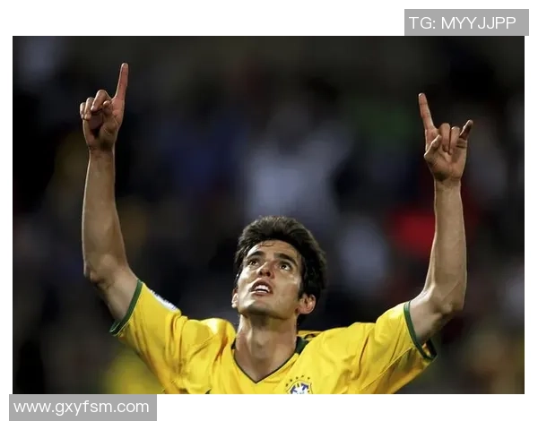 围绕50号足球球星展开的传奇故事与荣耀时刻