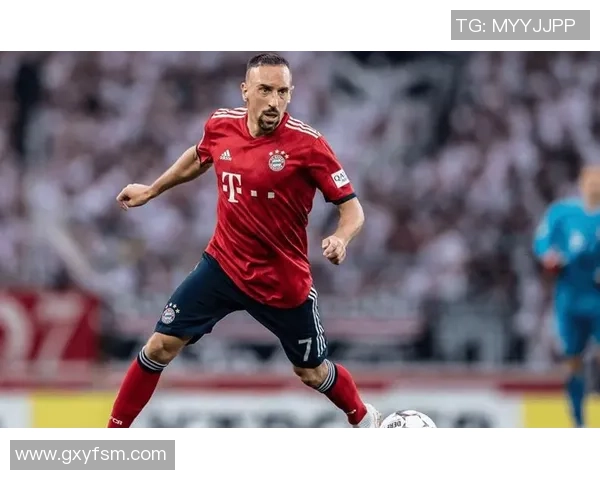 全球足球巨星壁纸合集 精选顶级球员高清海报欣赏